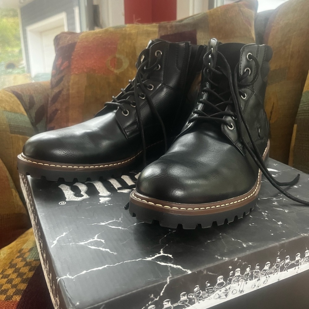 Black Leather Men's Boots